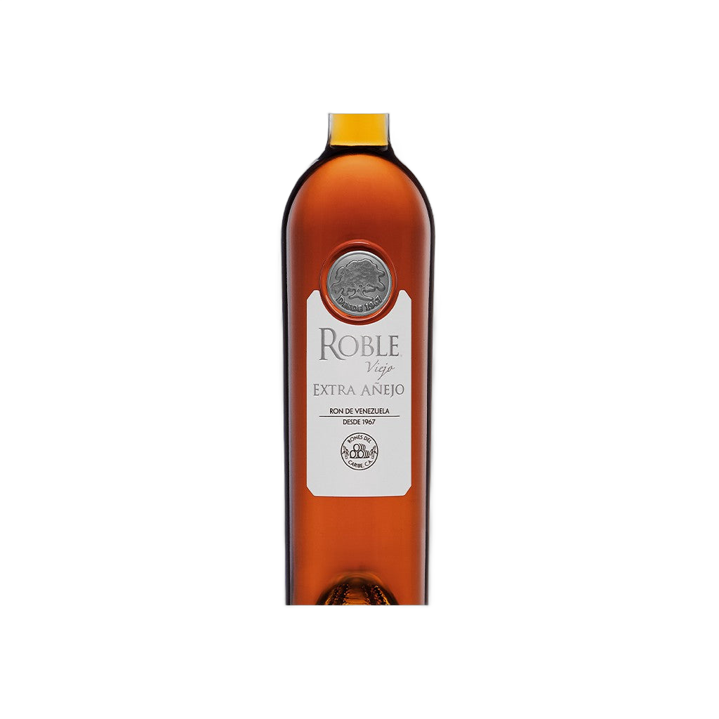 Ron Roble Extra Añejo 700ml - Disponible en Licorería Grand Gourmet Caracas